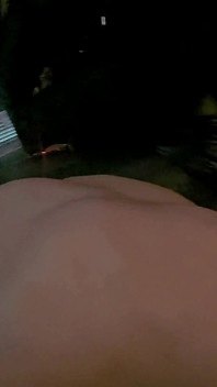 Stina Stone Femdom Handjob mengusik penafian duduk muka oleh puan dalam sarung tangan kulit bahagian 1