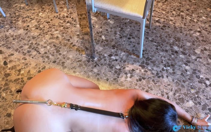 BDSM lover: Anal kancalı itaatkar köle - gerçek bir bdsm sahnesinde kontrollü zevk