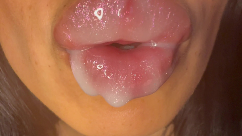 Asmr_mouth: A Loooot of Lipgloss When I Kiss