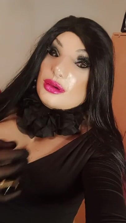 Erica Doll: นวดนมใหม่ของฉัน