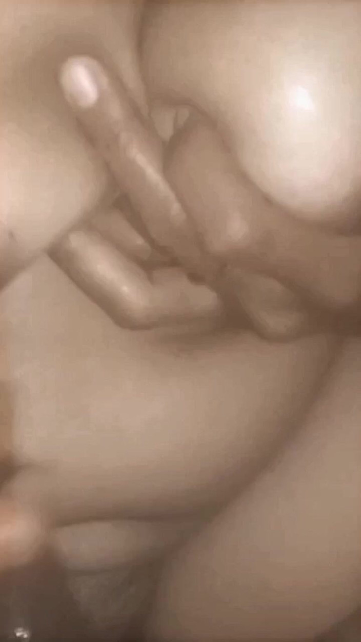 Jhon Hamster: Hon gillar verkligen att slicka min kuk