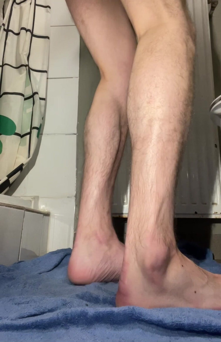 Matiefistpie: Enjoying One of My Favorite Plugs, Stretches My Cunt so...