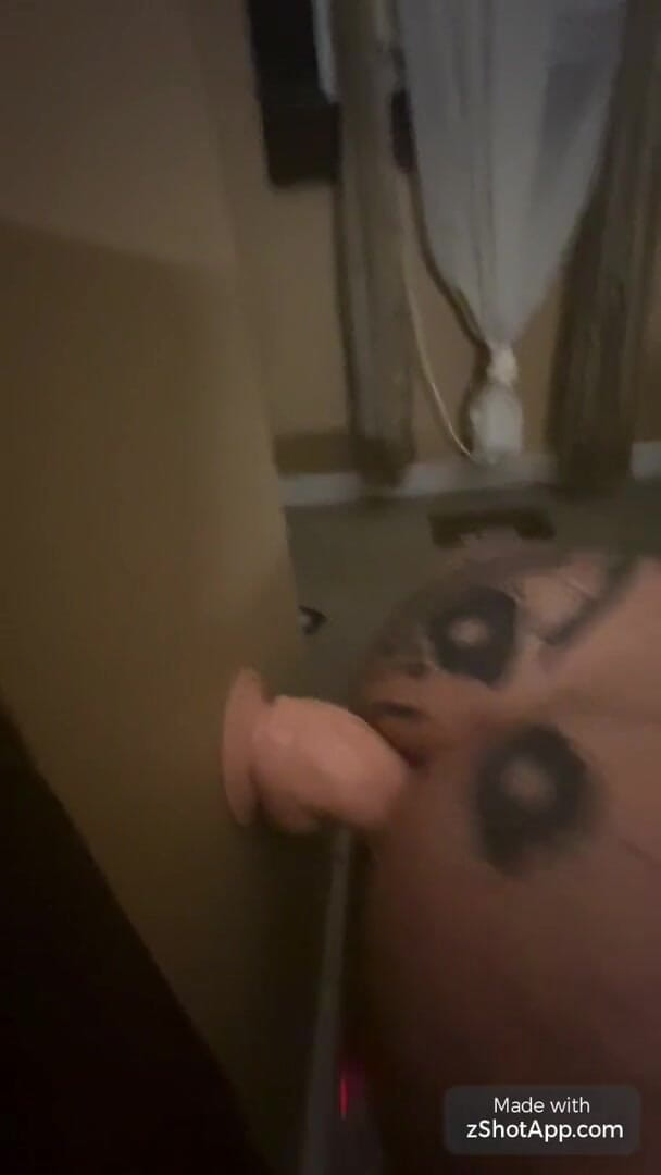 MzKiTTy91: Pawg wife fucking 12 inch monster cock