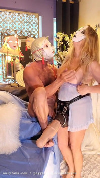 Mareslut được móc cua để chịch với dây đeo xxl khổng lồ, Stud Ranch Series, với Carmenharness từ Mrhankeystoys