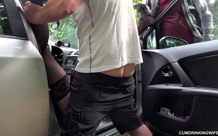 Cumdrinking Wife: Skládka mrdky pro spoustu cizinců na parkovišti, část 3