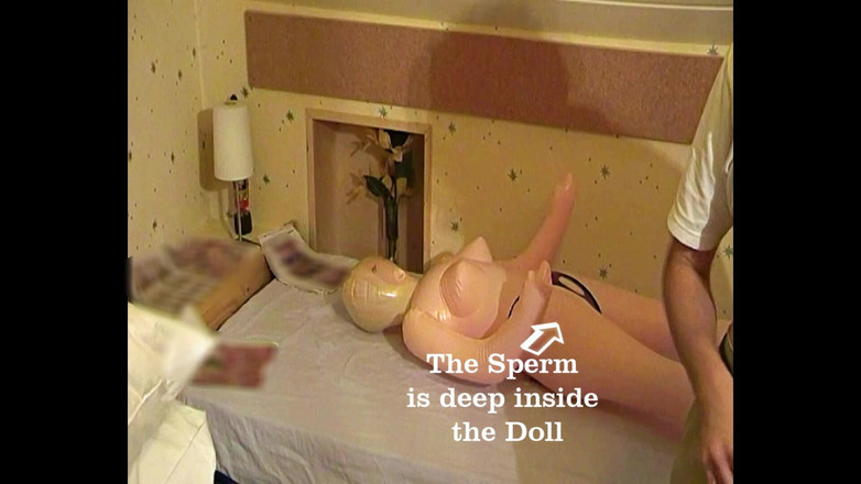 Mark Hannes: 裸体 sexdoll 自慰特写抽阴茎