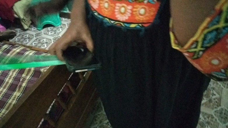 Tamil lesbian: सेक्स के बाद आकस्मिक बात कर रहे हैं