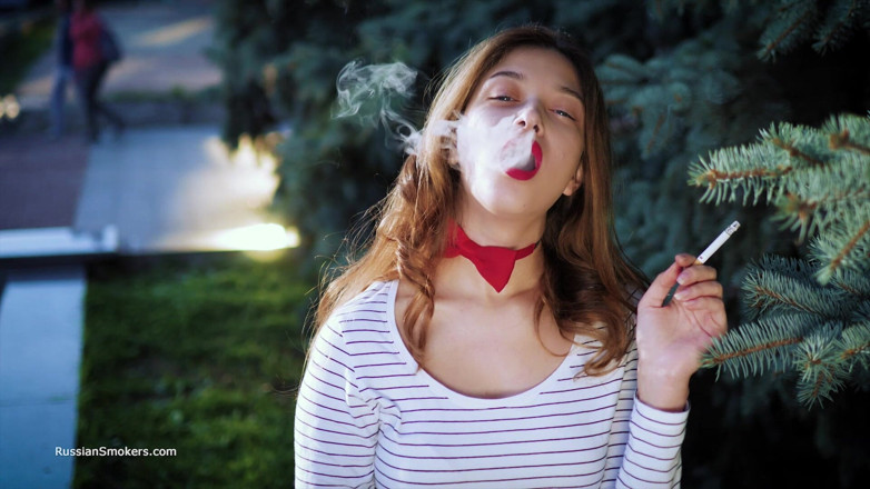Russian Smokers: Sultry Russian Girl Smoking Cigarette by Waves