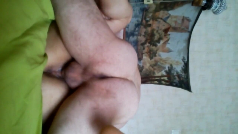 Hairy Homemade Amateur Orgasms: Une bite forte baise ma chatte poilue