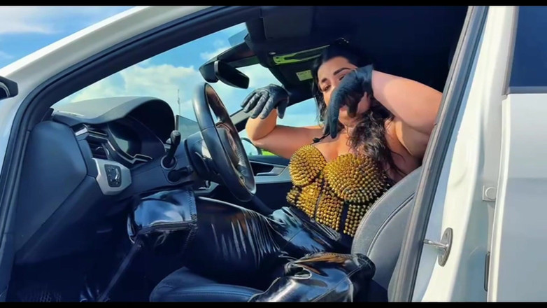 LadyAyse5: Pintu Terbuka: Lady Ayse Steps Out