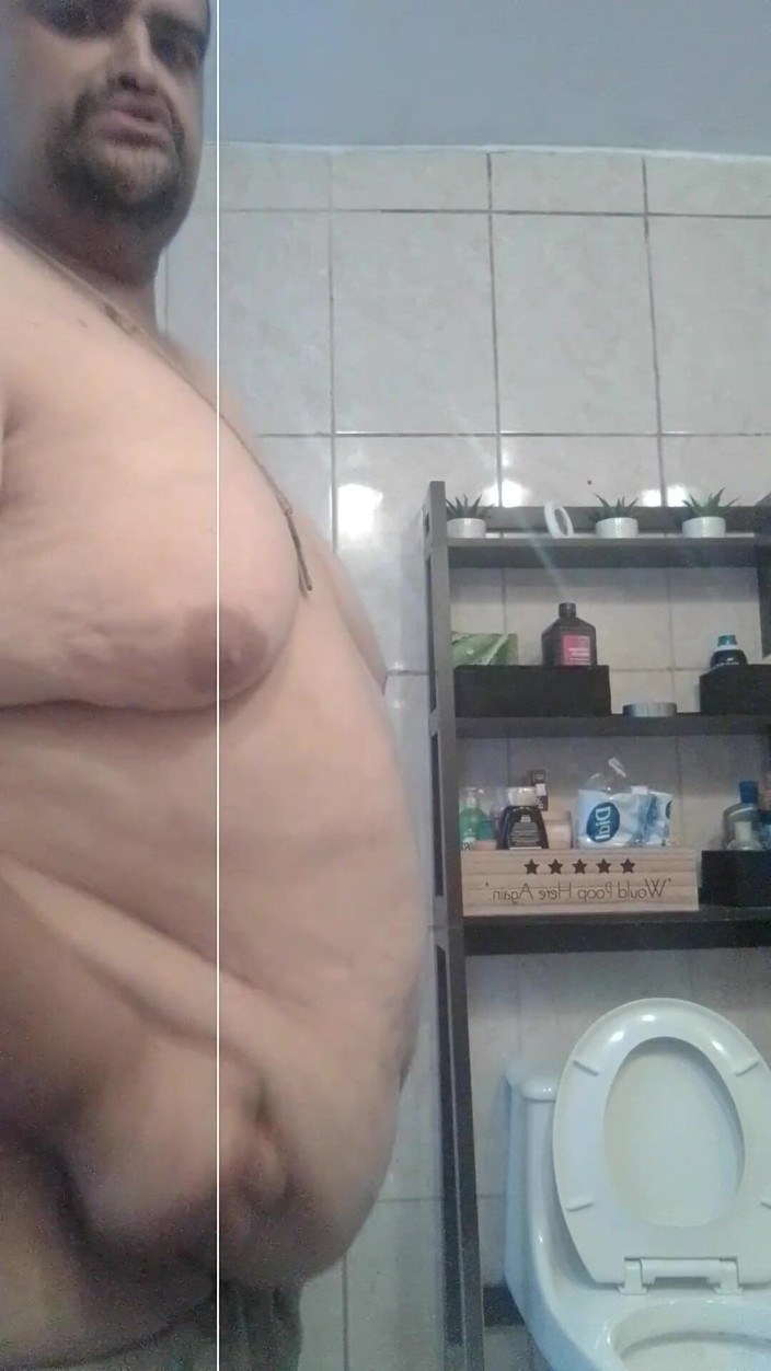 Chubbytits16: Jugando conmigo porque nadie quiere a este gordito virgen