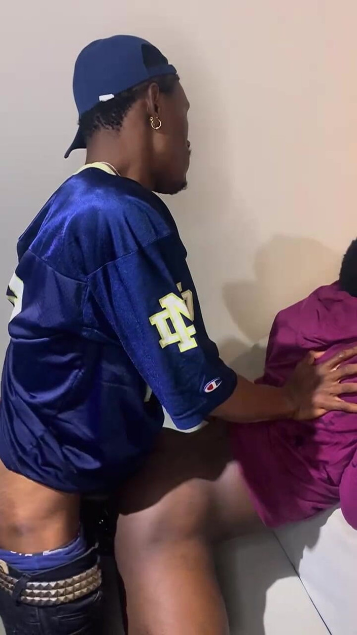 Stilesbhalifa1: Jungen Spiele-nächte 2