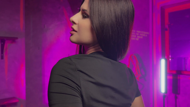 Billie Star Real: Billie Se Fait Baiser Le Corps Sous La Douche.