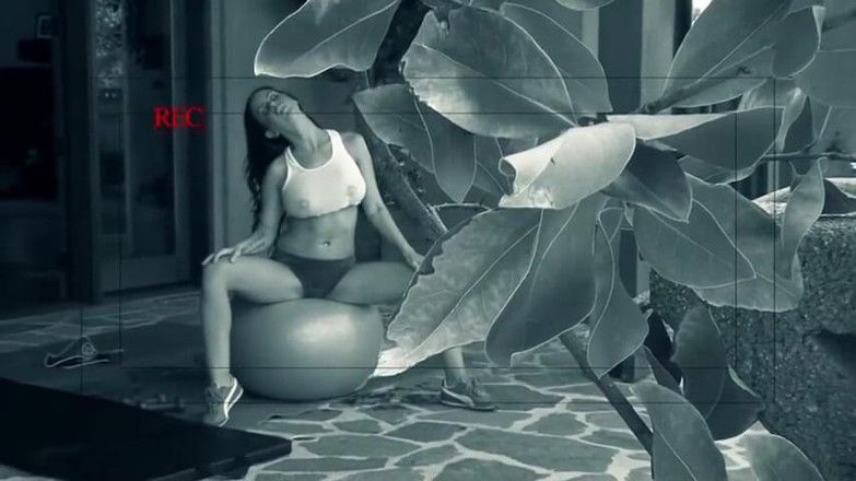 Lethal Teens: Una ragazza seducente con grandi tette viene scopata nel suo...
