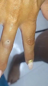 Was Chatting with Some Men in Chat About to Cheat on My Hubby and Got Really Wet
