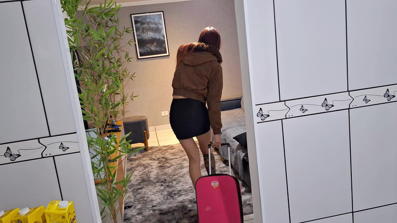 FannySquirting: Zkorumpovaný policista zatčen a nevinná dívka!