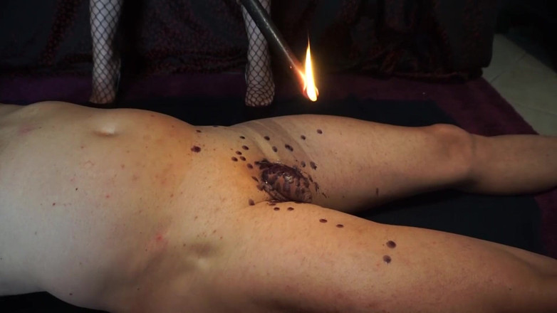 Lady Mesmeratrix Official: Mestra punindo seu pau e corpo com uma cera