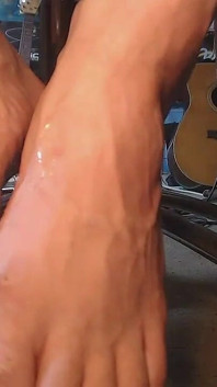 Long Toenails