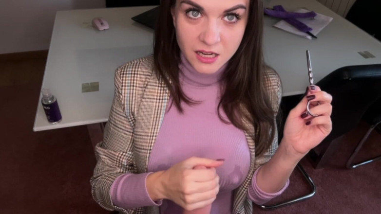 YooYa ASMR: Ateşli üvey anne ofiste üvey oğlunu baştan çıkarıyor