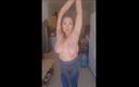 Maria Old: अच्छा स्टिप नृत्य... अंत में नग्न नाच रहा है ... एक नज़र डालें कि मेरे बड़े स्तन कैसे नाच रहे हैं ...