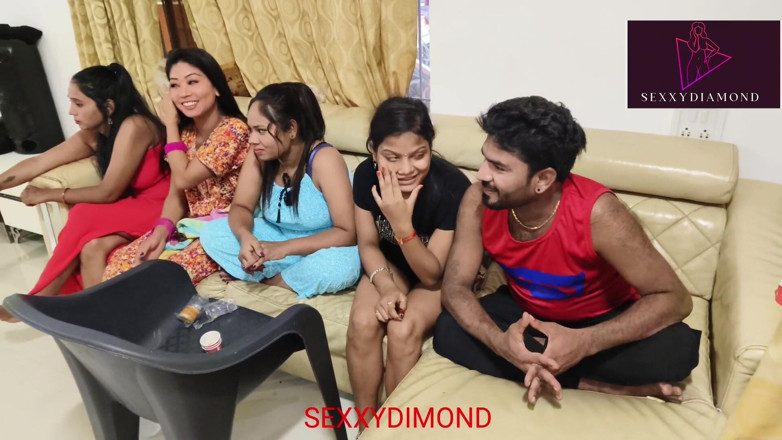 Kilash: Hot Desi Indian Couple Behind Cute Sex