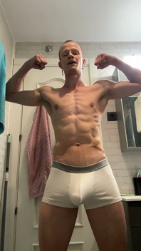 Russian Dude Humilates a Man Online and Cums