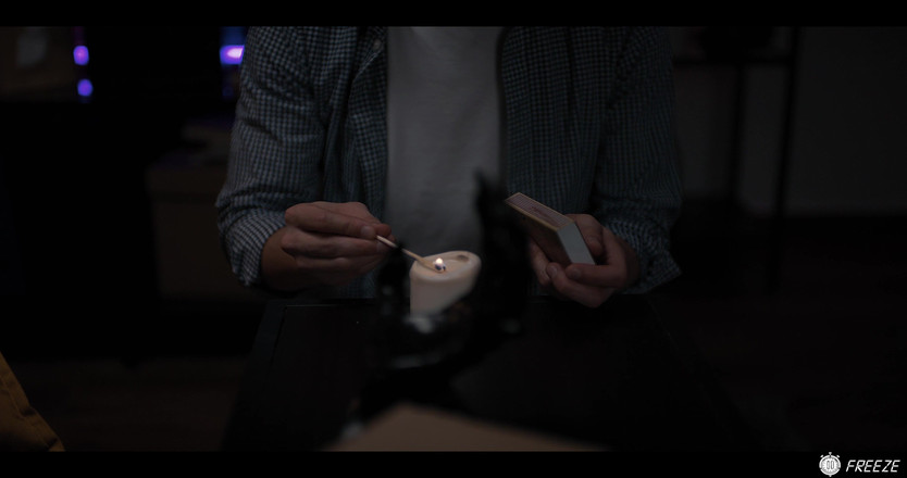 Freeze.xxx: Mluv se mnou