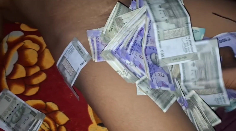 Sumaj: คนใช้โชคดีโดนเย็ดมาดามและทําให้เธอมีความสุข