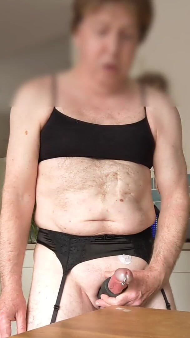 Bellhead: Slow motion sissy fun part two