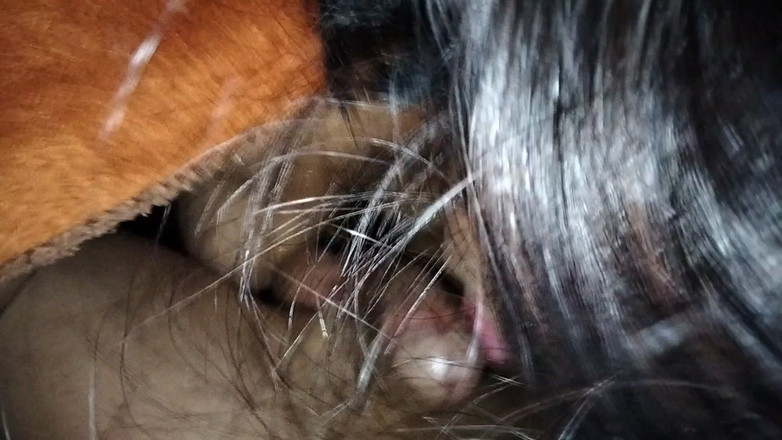 JovencitasMexicanas: Tetanggaku nyepong kontolku di kamarku