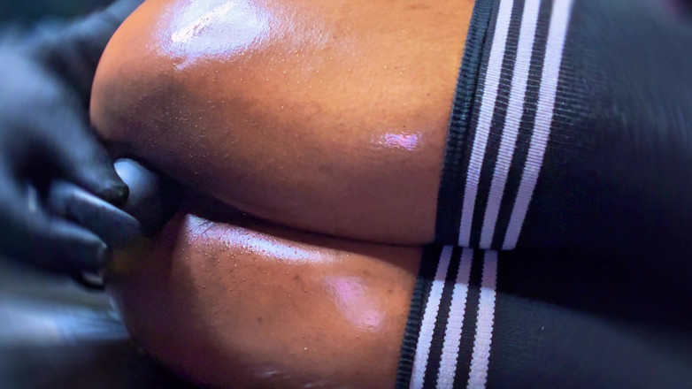 Ms300 Sarazia Exotic: Estirando Mi Coño, Parte 1