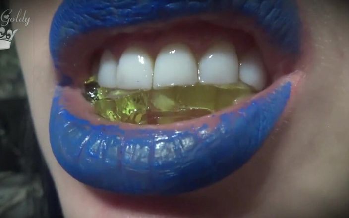 Goddess Misha Goldy: Noua mea #lipstickfetish și #vorefetish Previzualizare video: 5 Collors pentru buzele mele &amp;amp;Vore Gummy Bears...
