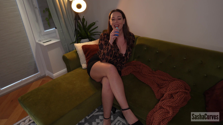Sasha Curves: Step-son, Step-mom &amp; Stepaunt: Hard to Quit