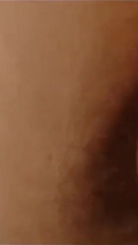 Corpo naturale, ascelle pelose, figa pelosa, culo peloso, grandi labbra, belle tette, miLF ginnagg arrapata