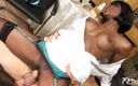 Big Tits for You: Une doctoresse noire excitée suce la bite d&amp;#039;un patient et...