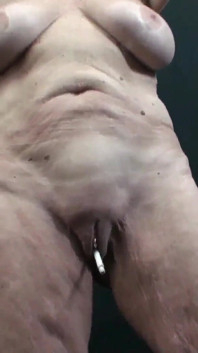 Hot Cougar GILF Shows off Her Sexy Body