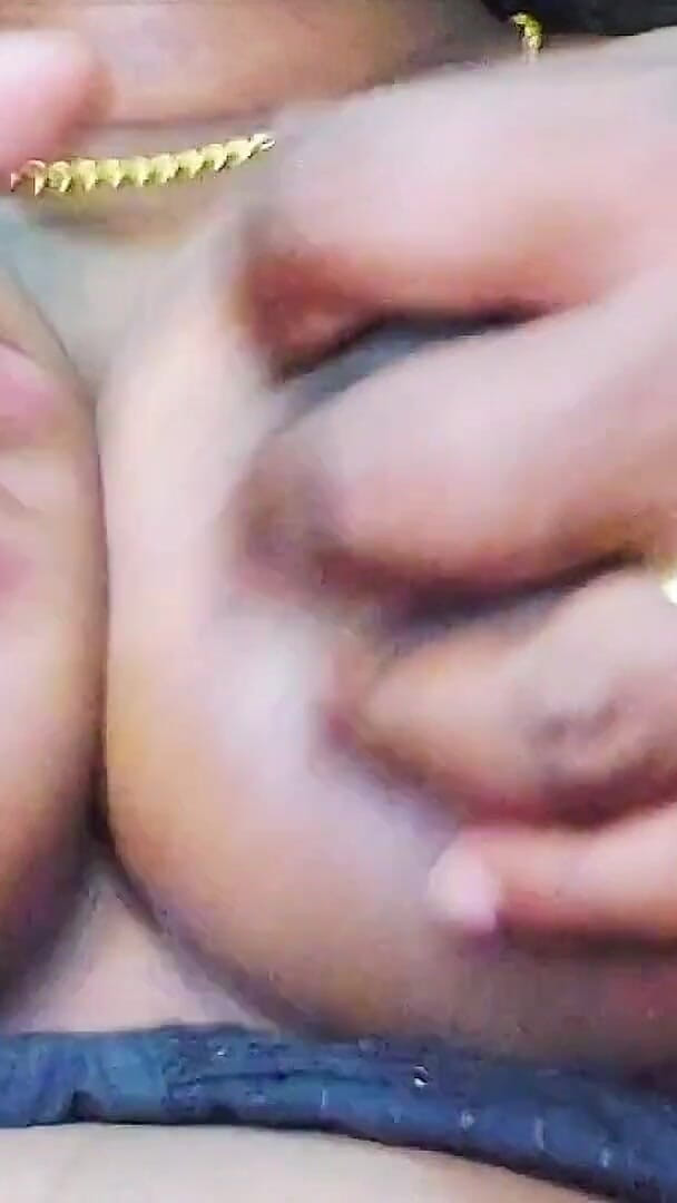 Desi Mohini: tichar ne Bulaya chhaatr ko Ghar per chudai ke liye...