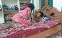 Telugu Couple: 角質インドの妻Chudai取っ精液内部滑り