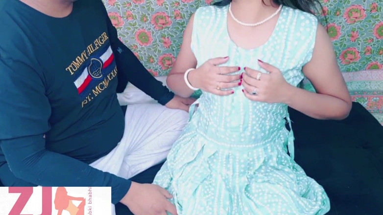 Zeni jaan: Лікар трахав пацієнта.