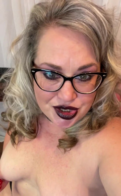 Lily Bay: Kdo je připraven?