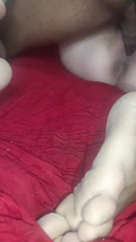 Soția albă căsătorită preferă BBC cu penis mari și umilește soțul cuckold
