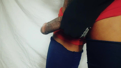 Cross Indian: お父さんが自慰行為をしているのを捕まえて、お父さんが終わるまで見守った義理の娘が何人いますか?もしそうなら、あなたは自分自身で遊んでいましたか?