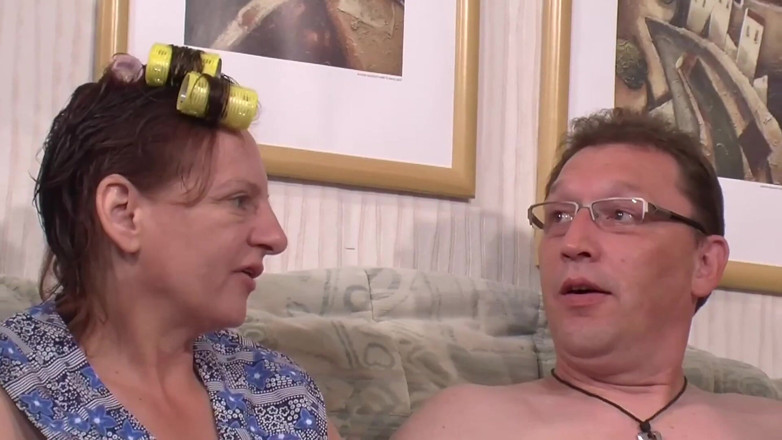 Deutsche Amateur Pornos: Two Mature Wet Pussies Getting Stretched Out Ba a Hard...