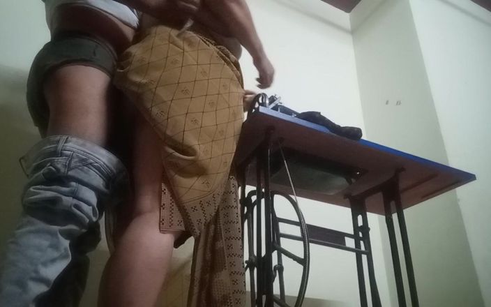 Telugu-fuckers: Telugu ciocia jebanie z sąsiadem krawieckim facetem brudne rozmowy o...
