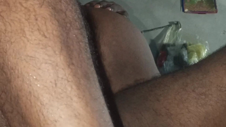 Thirsty pussy girl: นี่คือวิดีโอตัวที่เก้าของกู น้านั่งทับกูและเย็ดกูด้วยการกระโดดขึ้นและลง