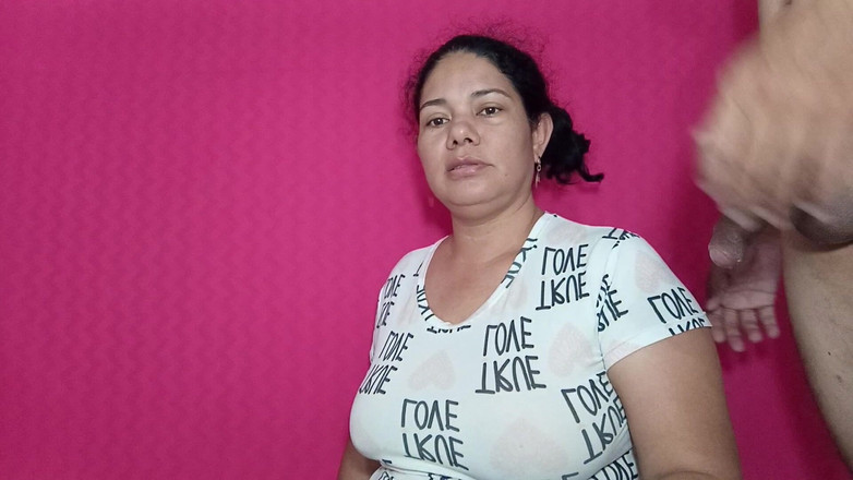 Valkyrie and Luigy Couple: परिपक्व महिला अमीर को चूस रही है