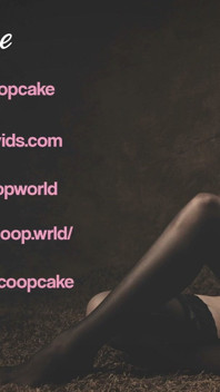 Scoopcakeは彼女の最初の中出しとザーメンから大きなコックに彼女のタイトな暖かい猫