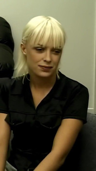 Layla Jade: Blond, Jung, Hart Gefickt