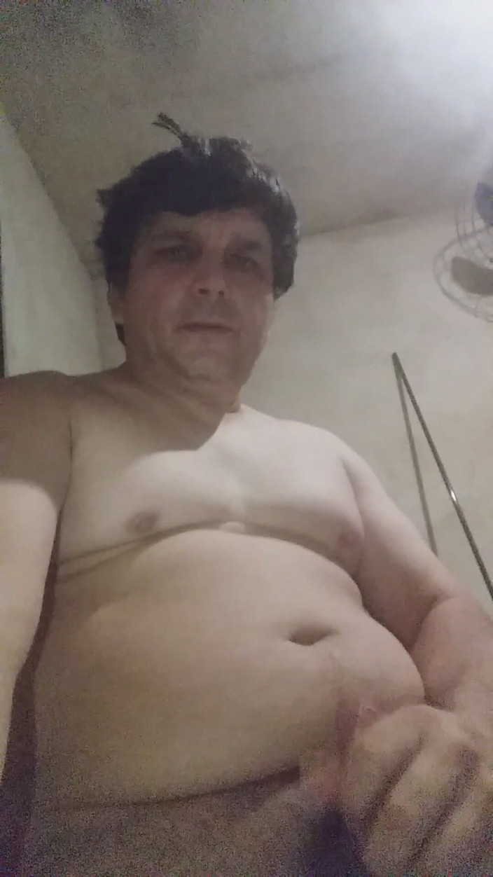 Claudio: Mengisi muka saya dengan air mani