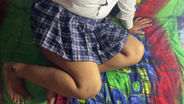 Angoori: भारतीय कॉलेज सेक्स, वायरल एमएमएस, देसी प्रेमिका